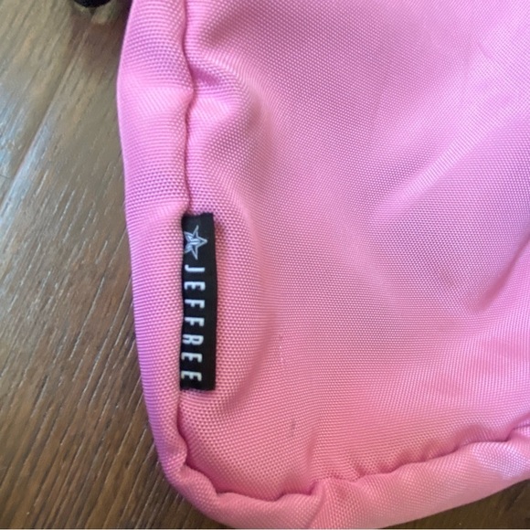 Jeffree Star Cosmetics Hot Pink Side Bag Crossbody Makeup Black Adjustable Strap - Picture 4 of 10